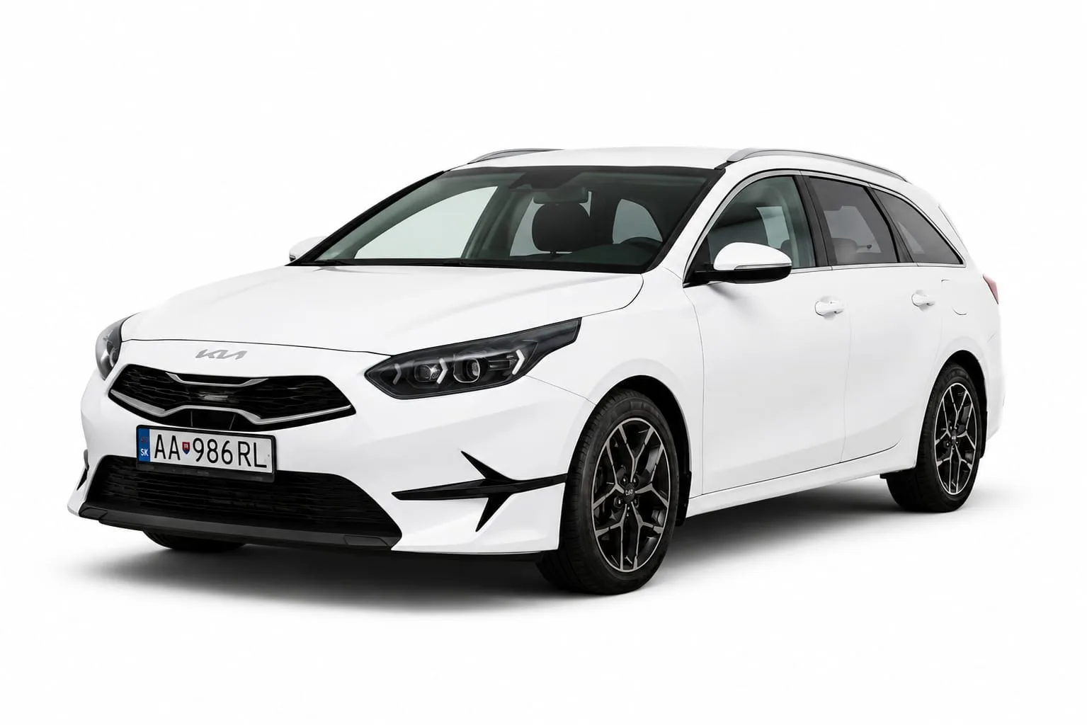 Kia Ceed SW 1.5 T-GDI Gold A/T 118 kW – rental Bratislava